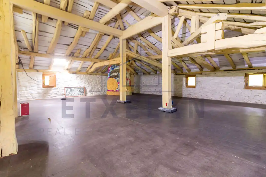 Finca rústica en venta en Orozko con Calefacción, Jardín privado y Piscina