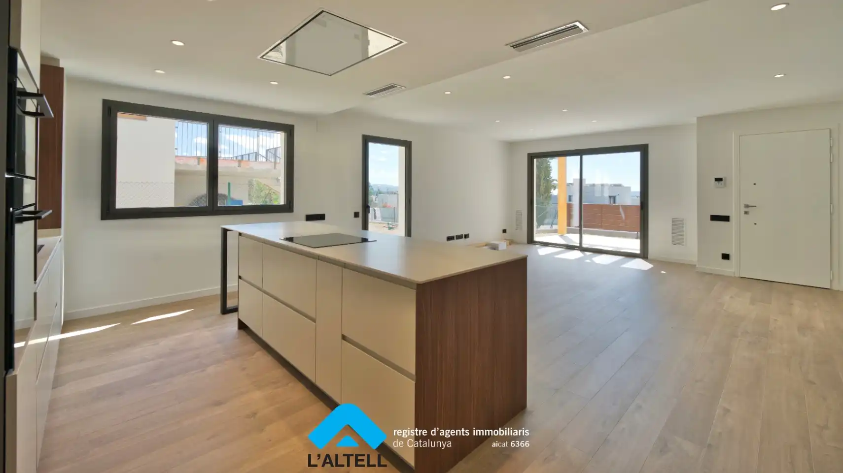 Vista exterior de Casa o xalet en venda en L'Ametlla del Vallès amb Aire condicionat, Calefacció i Jardí privat