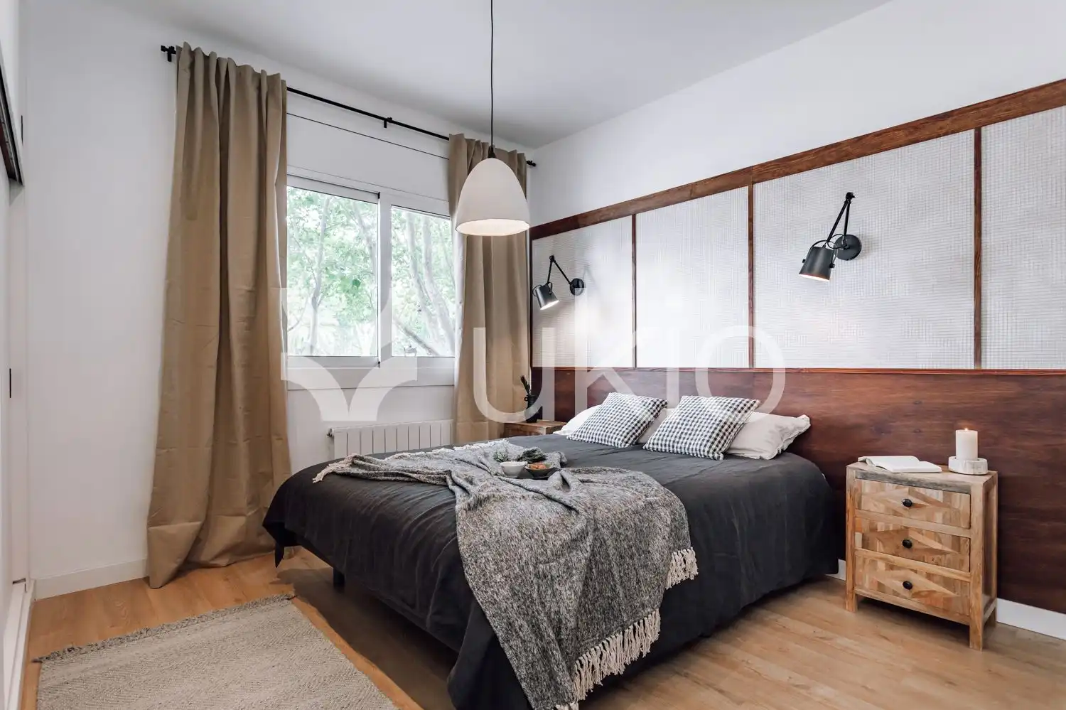 Habitación de Apartamento de alquiler en Barcelona con Aire acondicionado, Calefacción y Amueblado
