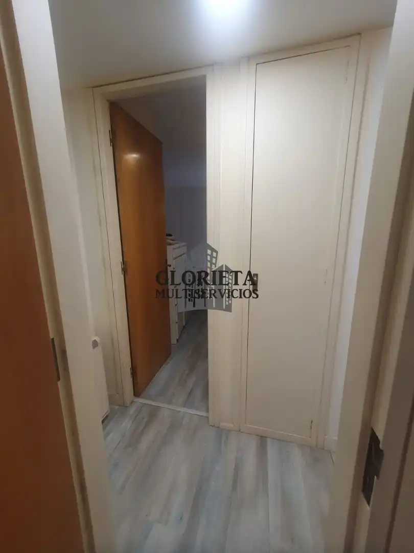 Piso en venta en Vigo  con Calefacción, Trastero y Amueblado