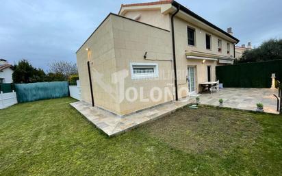 Single-family semi-detached for sale in Anguciana  with Heating, Private garden and Parquet flooring