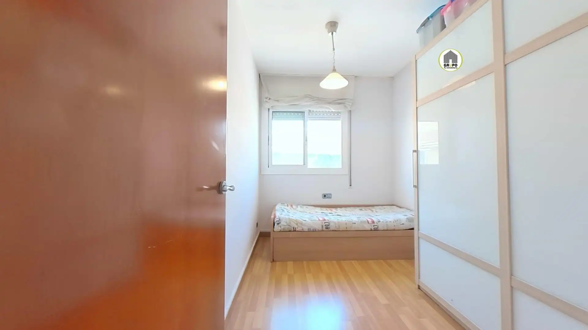 Schlafzimmer von Wohnung zum Verkauf in Esplugues de Llobregat mit Klimaanlage, Heizung und Balkon