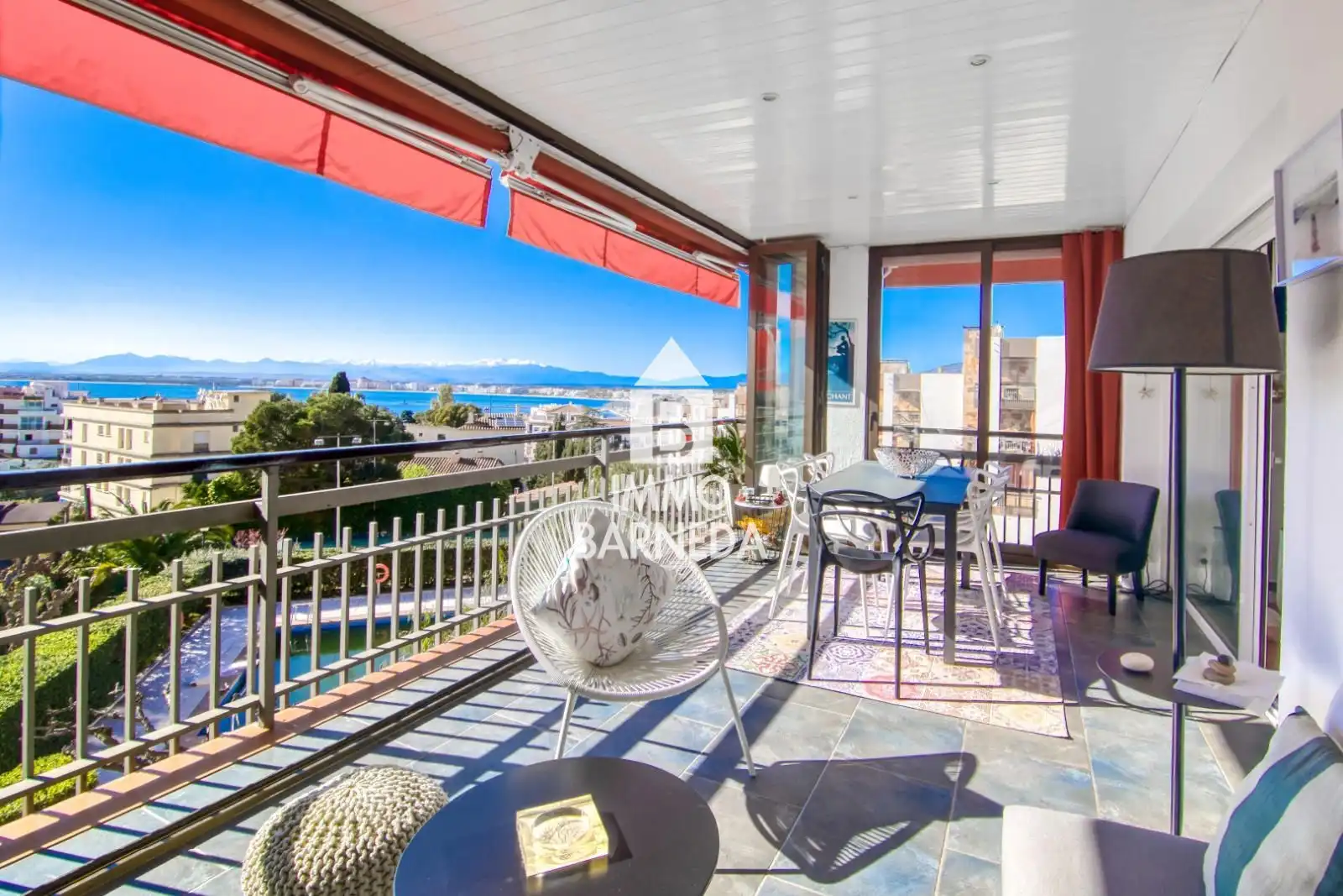 Terraza de Piso en venta en Roses con Calefacción, Terraza y Piscina