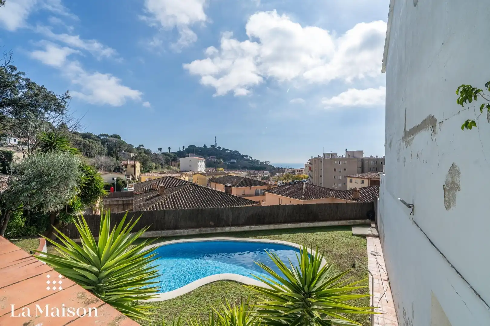Piscina de Casa adosada en venda en Sant Andreu de Llavaneres amb Aire condicionat, Calefacció i Jardí privat