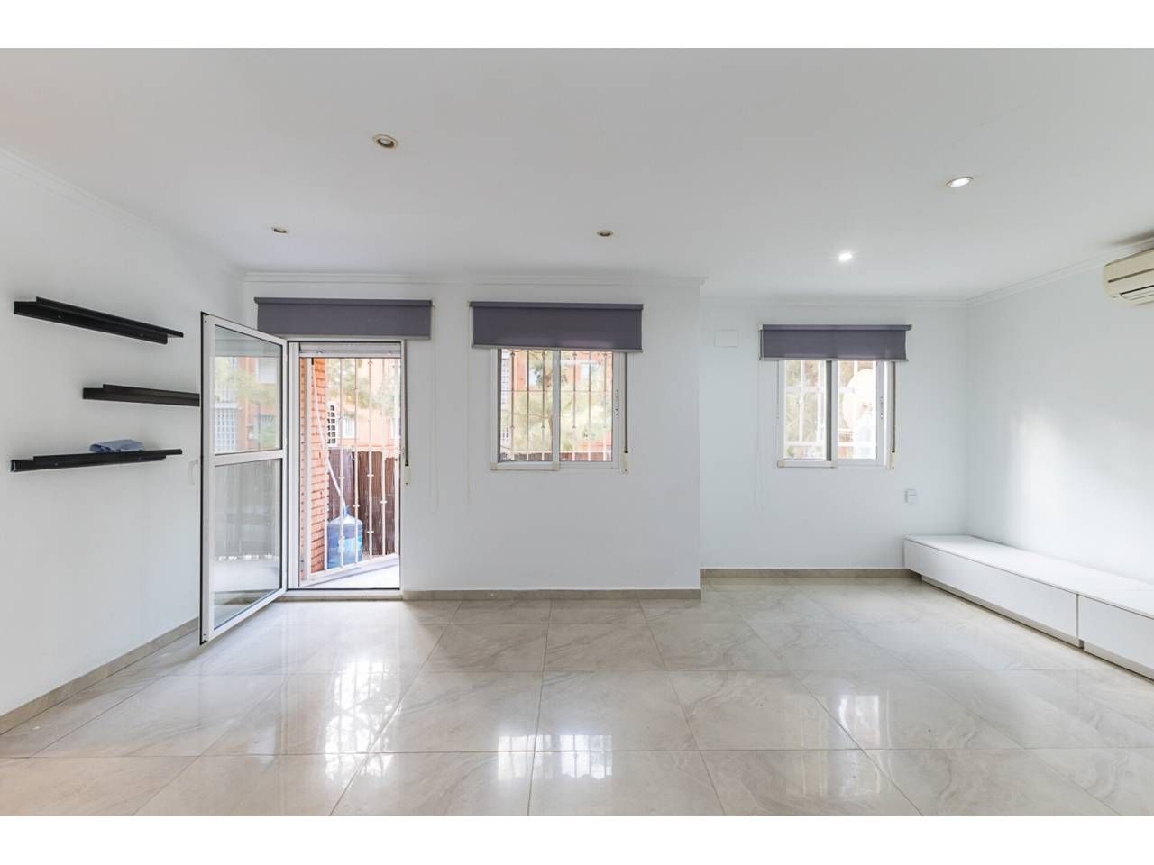 Wohnung zur Miete in Calle Santiago Galas, La Fontsanta, L'Olivereta