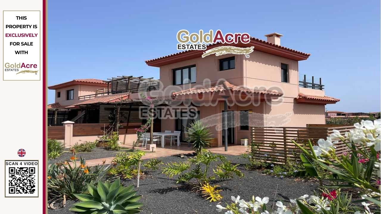 Exterior view of Duplex for sale in La Oliva