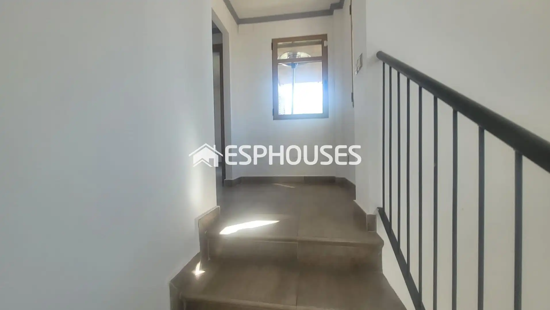 Houses for sale in Finestrat  with Storage room, Swimming Pool and Balcony