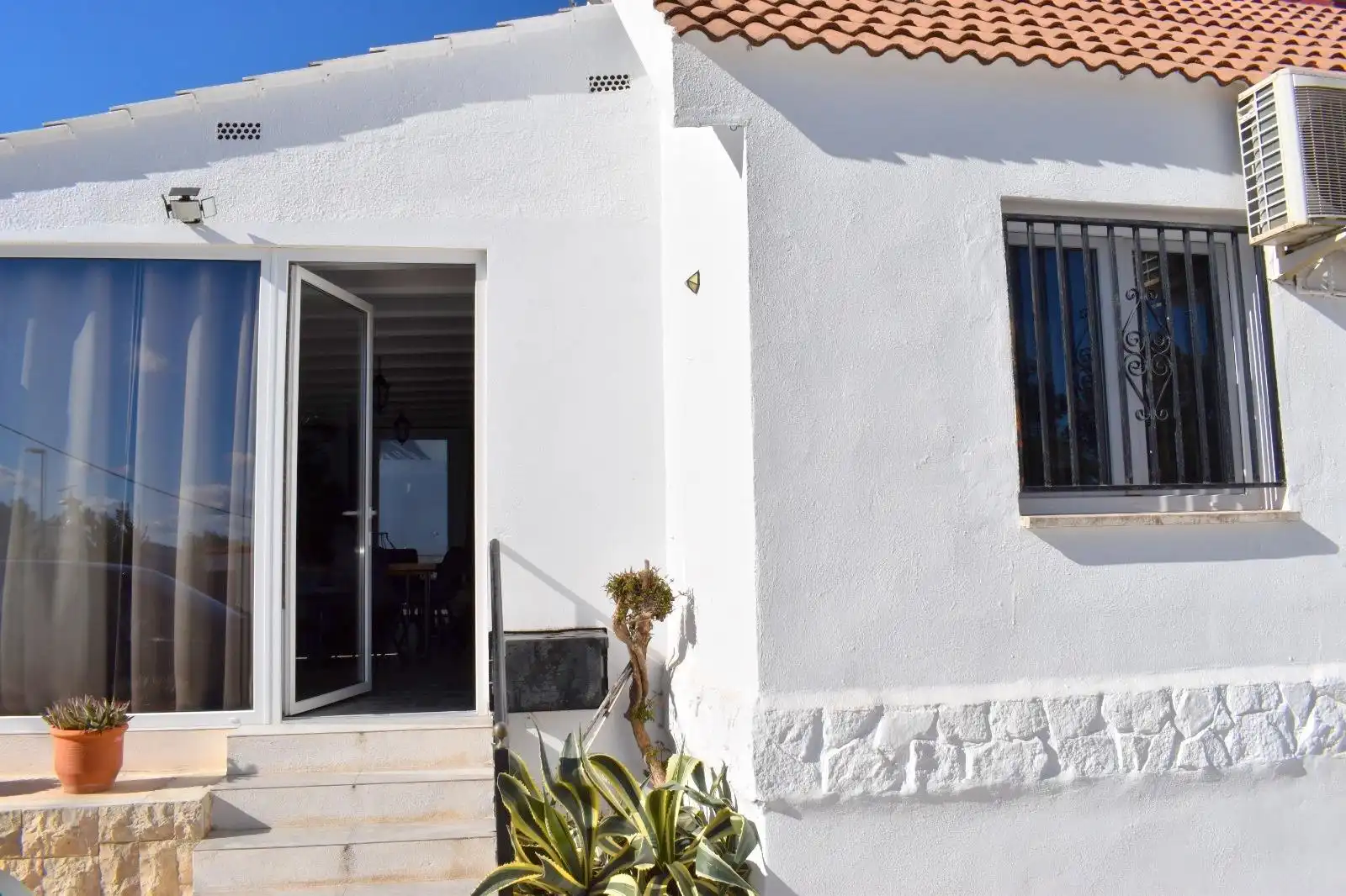 Houses for sale in Mogente / Moixent