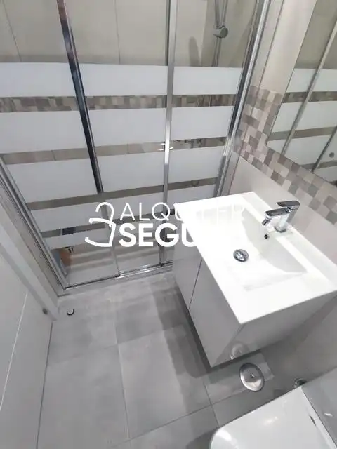 Bathroom of Attic for rent in Centro