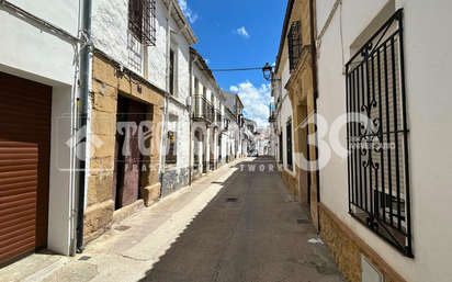 Exterior view of House or chalet for sale in Baeza