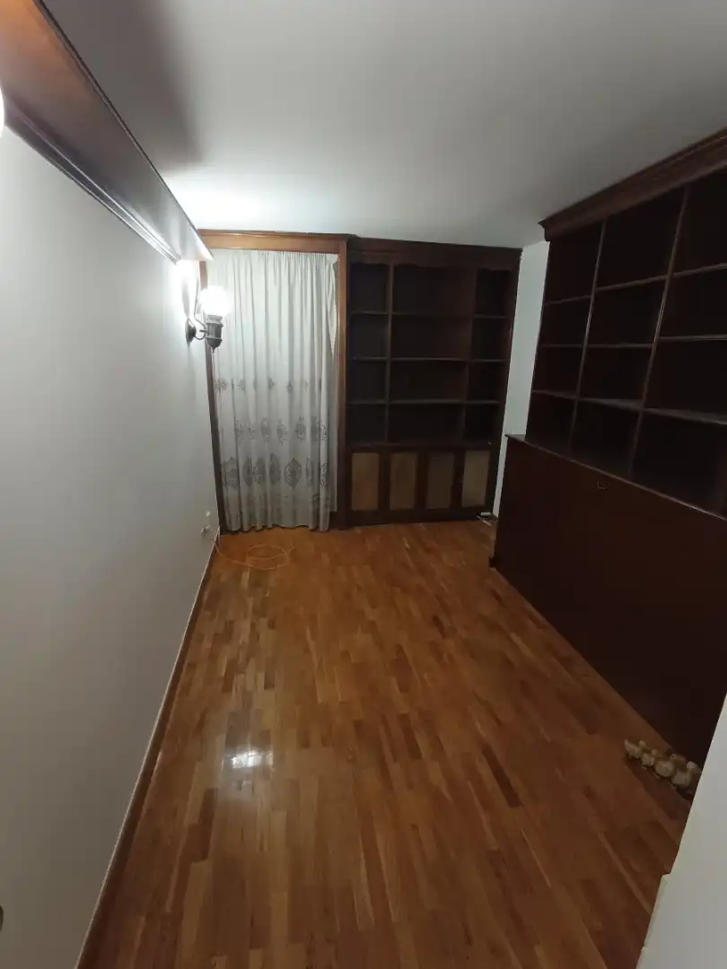 Piso en venta en Lleida con Calefacción, Parquet y Balcón