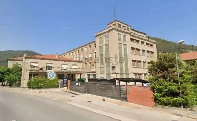 Vista exterior de Nau industrial en venda en Castellbell i el Vilar amb Calefacció