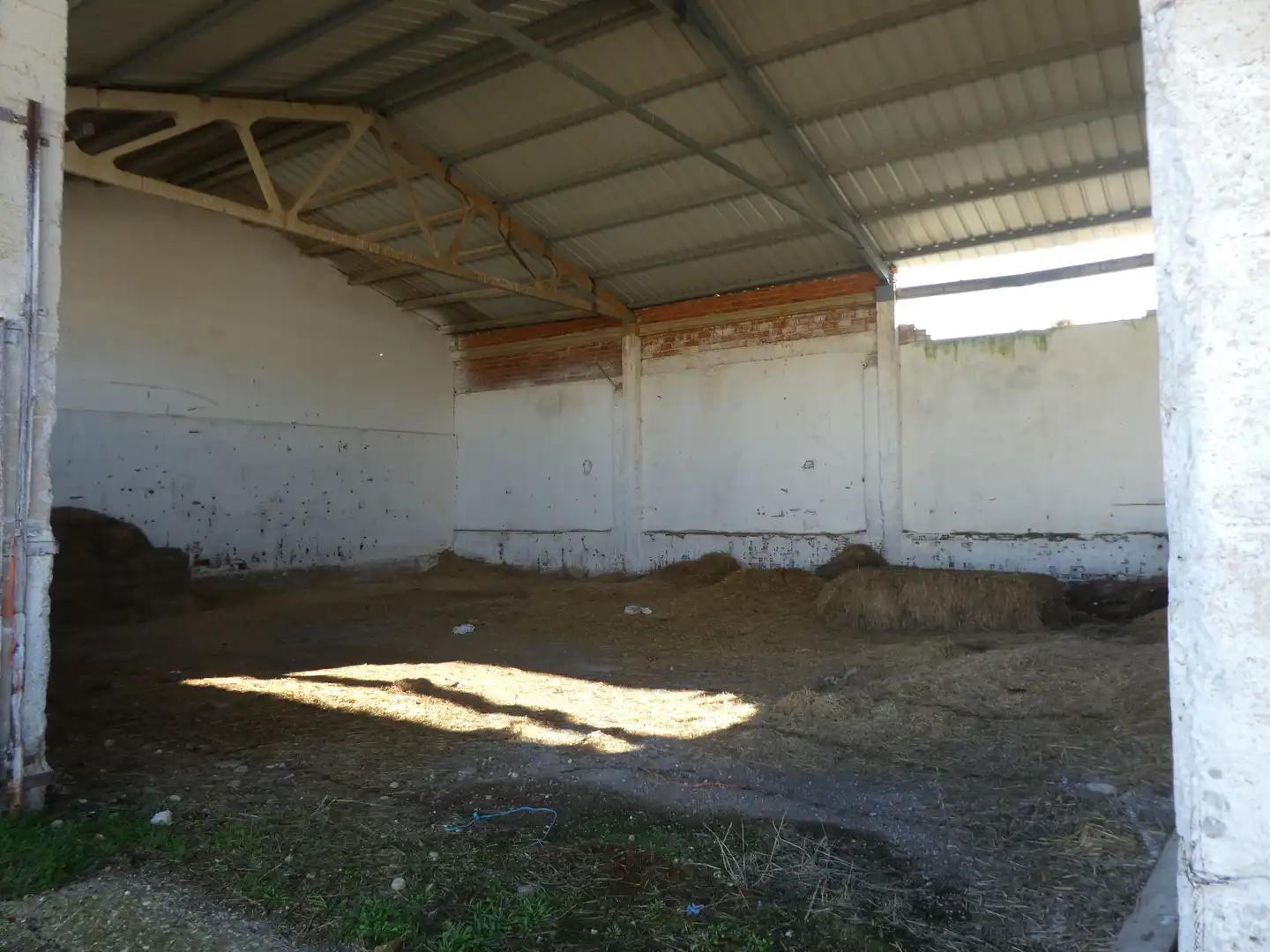 Industrial buildings for sale in Villahoz