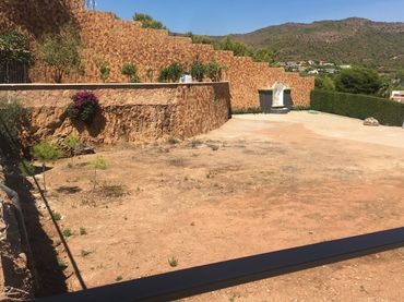 Terreny residencial en venda a Carrer Serrans 21