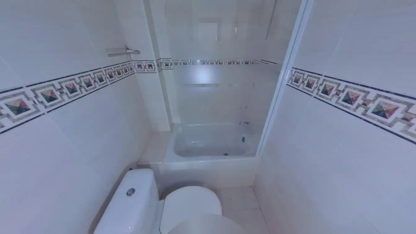 Bathroom of Flat for sale in Valencia