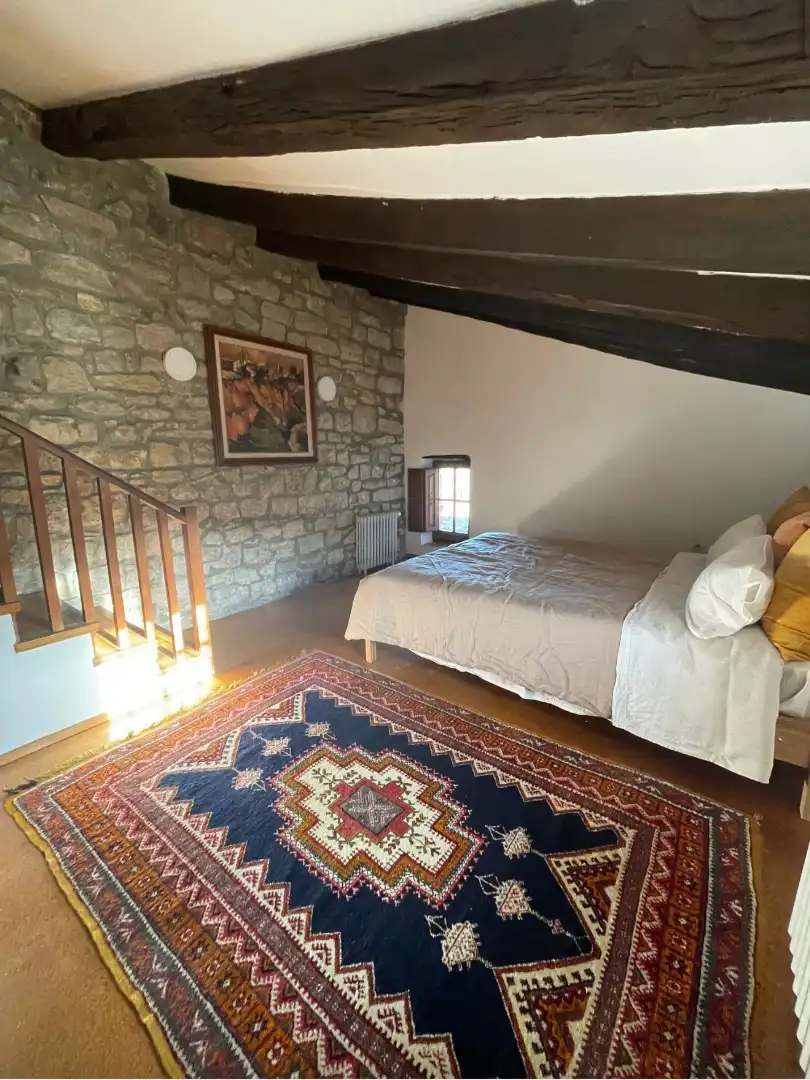 Schlafzimmer von Country house zur Miete in Girona mit Heizung, Privatgarten und Schwimmbad