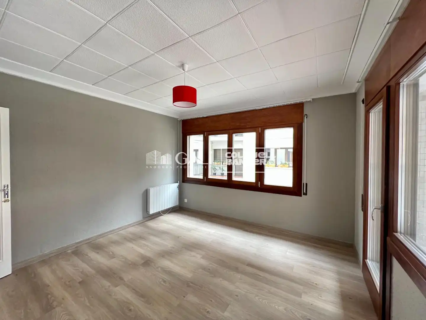 Piso en venta en Andorra la Vella con Calefacción, Parquet y Terraza