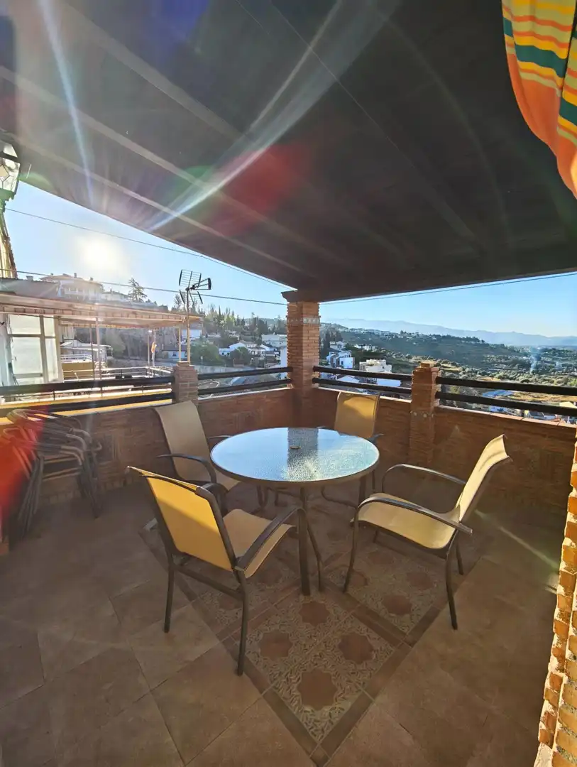 Terrasse von Einfamilien-Reihenhaus zur Miete in Alfacar, Granada