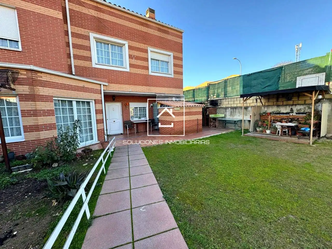 Exterior view of Houses for sale in Meco  with Private garden and Swimming Pool