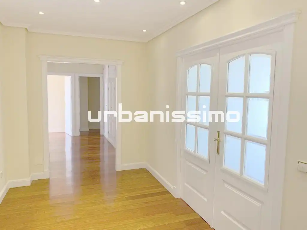 Wohnung zur Miete in Madrid mit Klimaanlage und Heizung