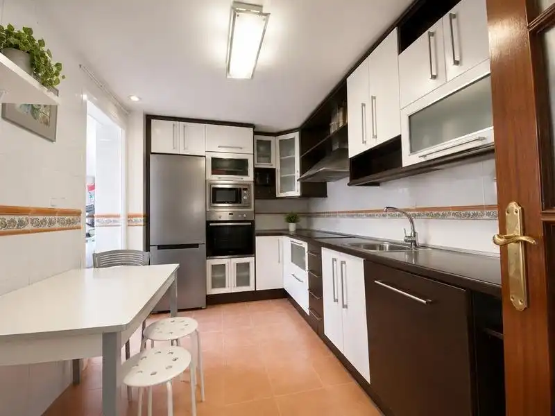 Piso con piscina en venta en Teatinos - Universidad, imagen 5