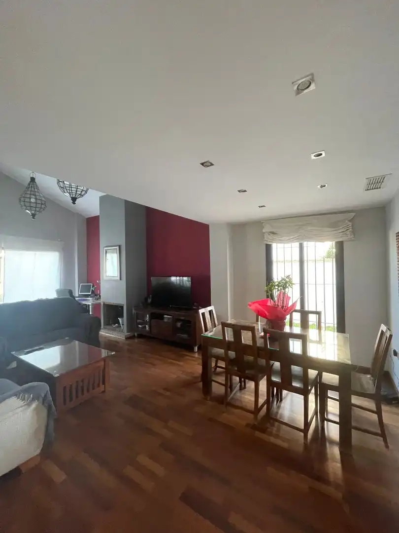 Casa o xalet de lloguer a Urbanizacion las Moreras, Bollullos de la Mitación