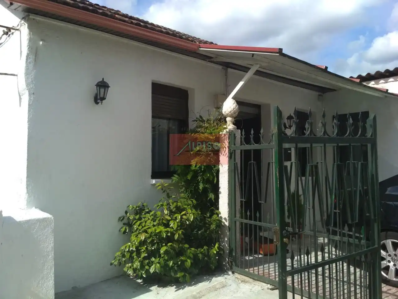 Vista exterior de Casa o chalet de alquiler en Ourense Capital  con Calefacción y Amueblado