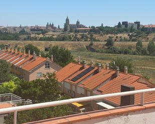 Exterior view of Single-family semi-detached for sale in Salamanca Capital  with Heating, Private garden and Terrace