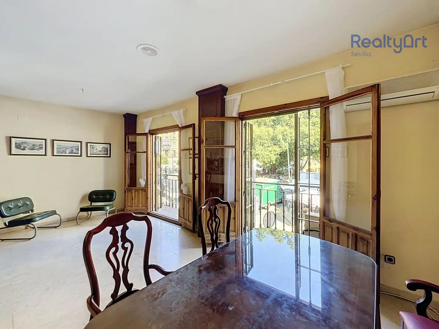 Office space with lift for sale in Triana, imagen 11
