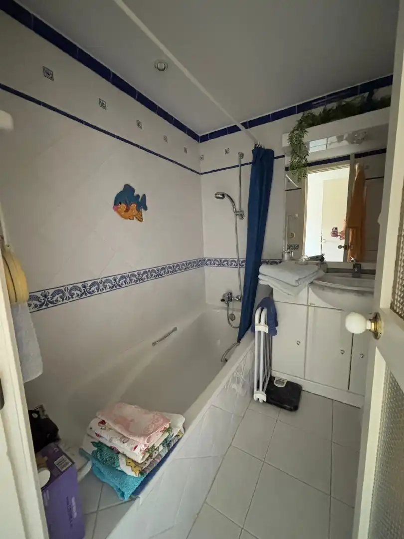Bathroom of Apartments for sale in Calvià  with Air Conditioner, Terrace and Furnished