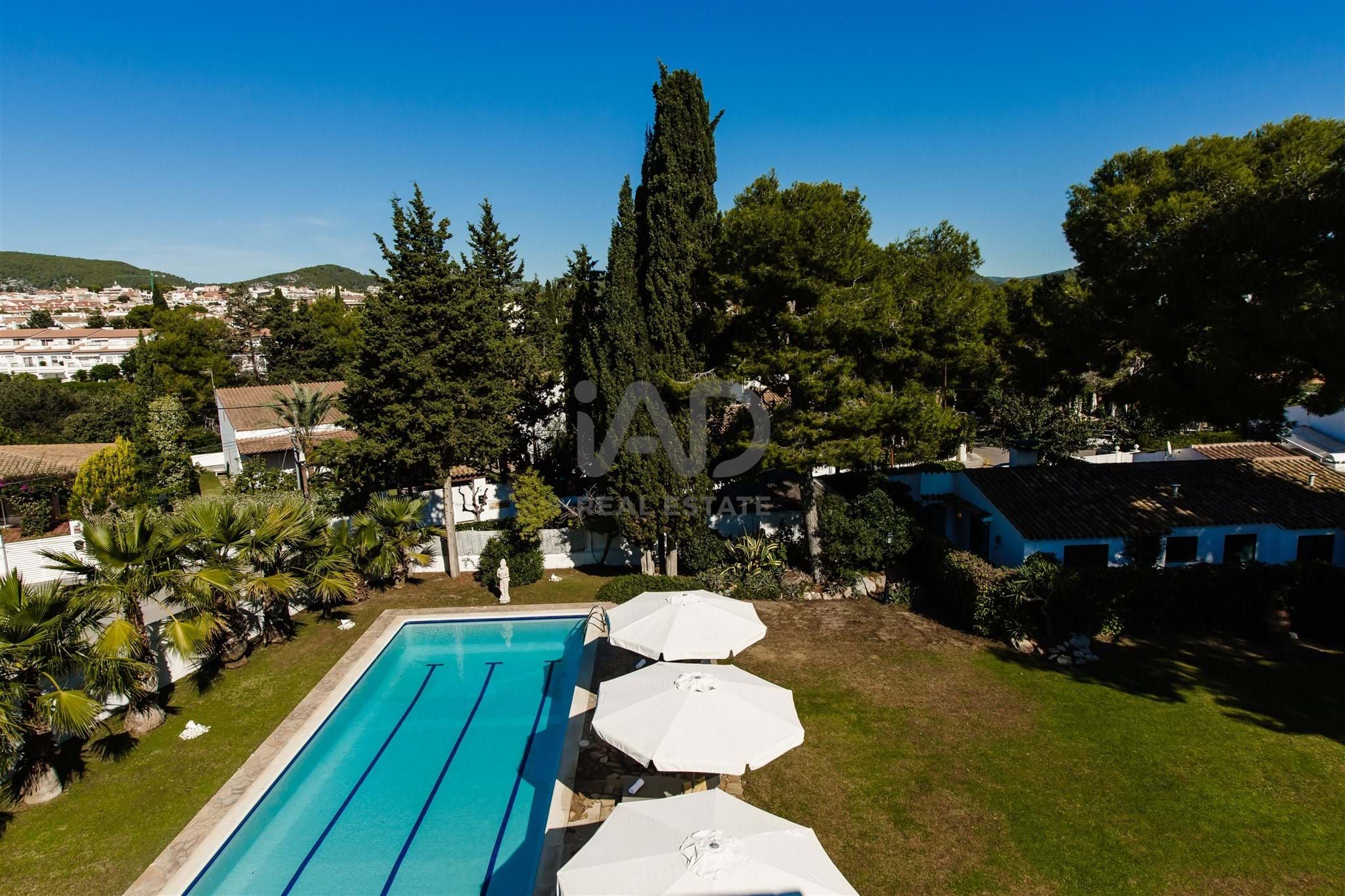 Jardí de Finca rústica en venda en Sant Pere de Ribes amb Aire condicionat, Calefacció i Terrassa