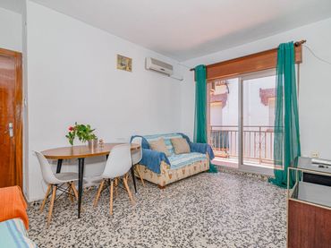 Piso con ascensor en venta en Calle San Miguel Alta 26