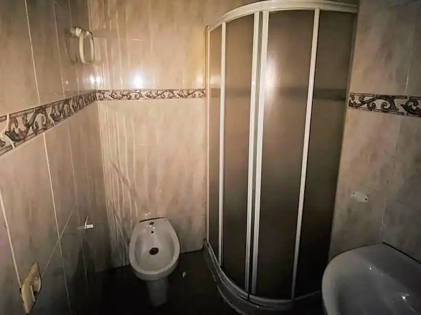 Bany de Pis en venda en Bailén