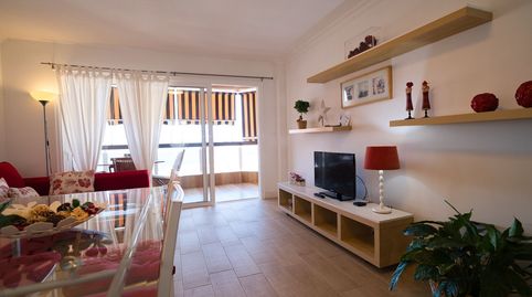 Foto 2 de Piso en venta en Los Cristianos, Arona
