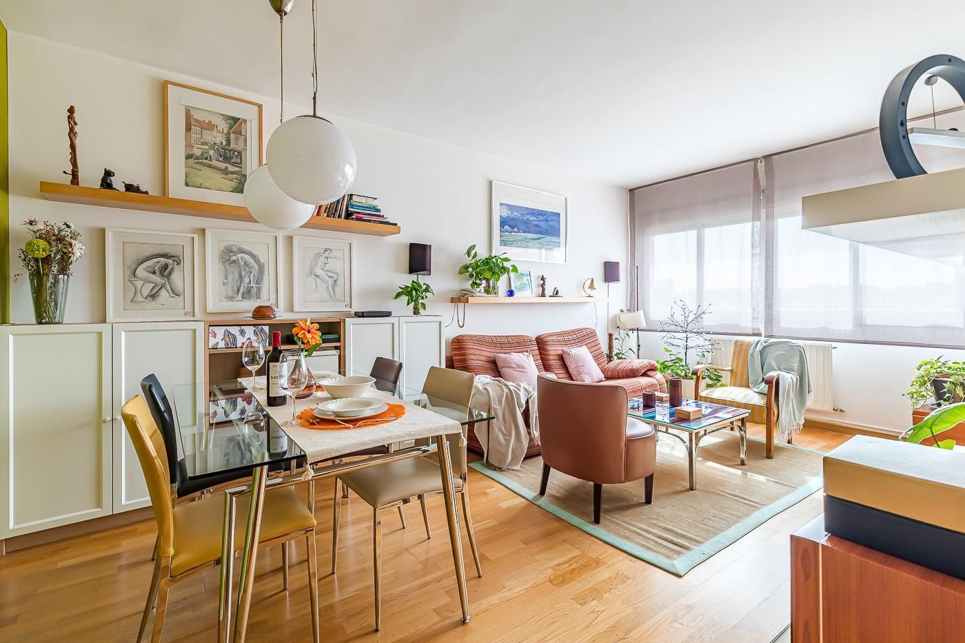 Sala de estar de Piso en venta en  Madrid Capital con Aire acondicionado, Calefacción y Jardín privado