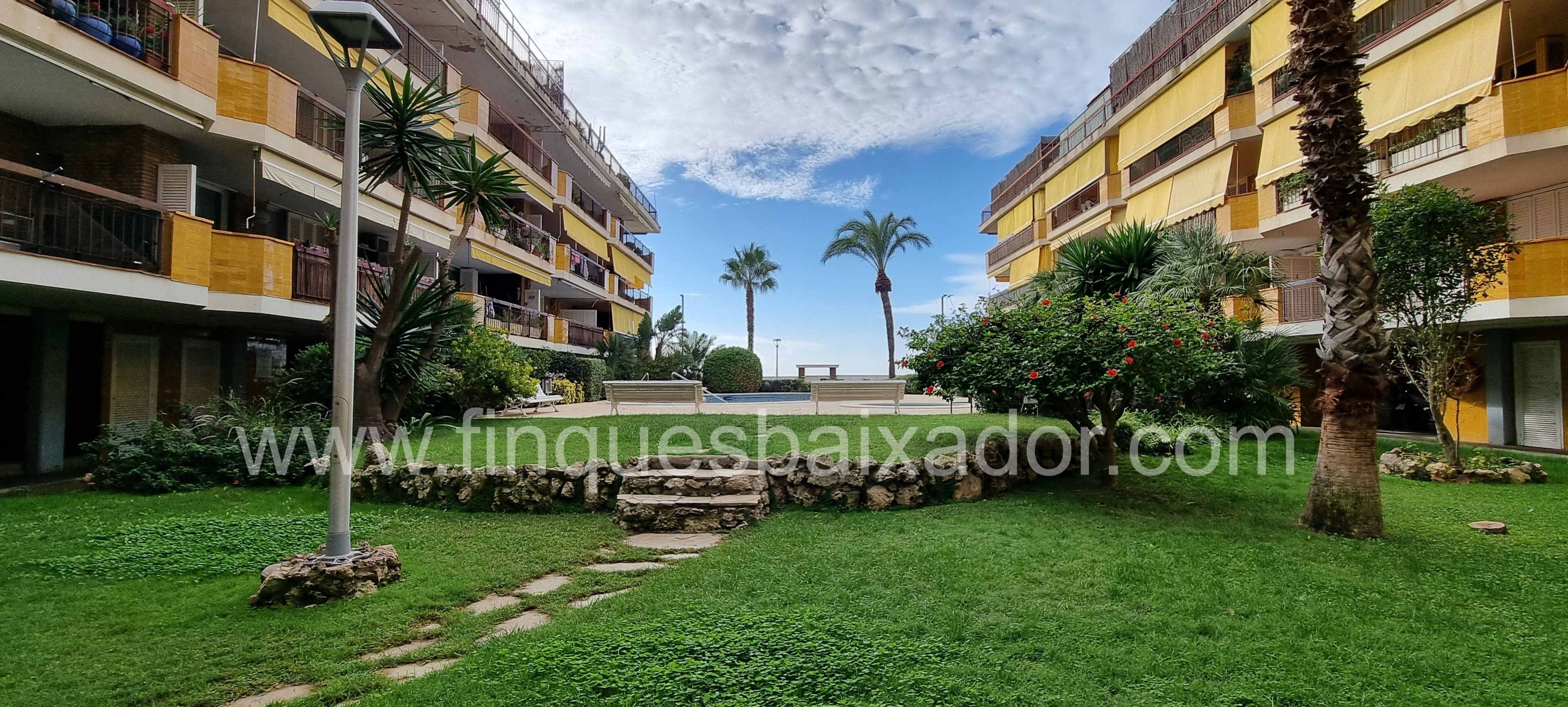Attic for sale in Passeig Marítim, Baixador