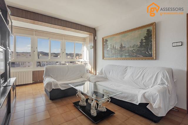 Piso en Venta en Carrer de Sant Iscle en El Turó de la Peira