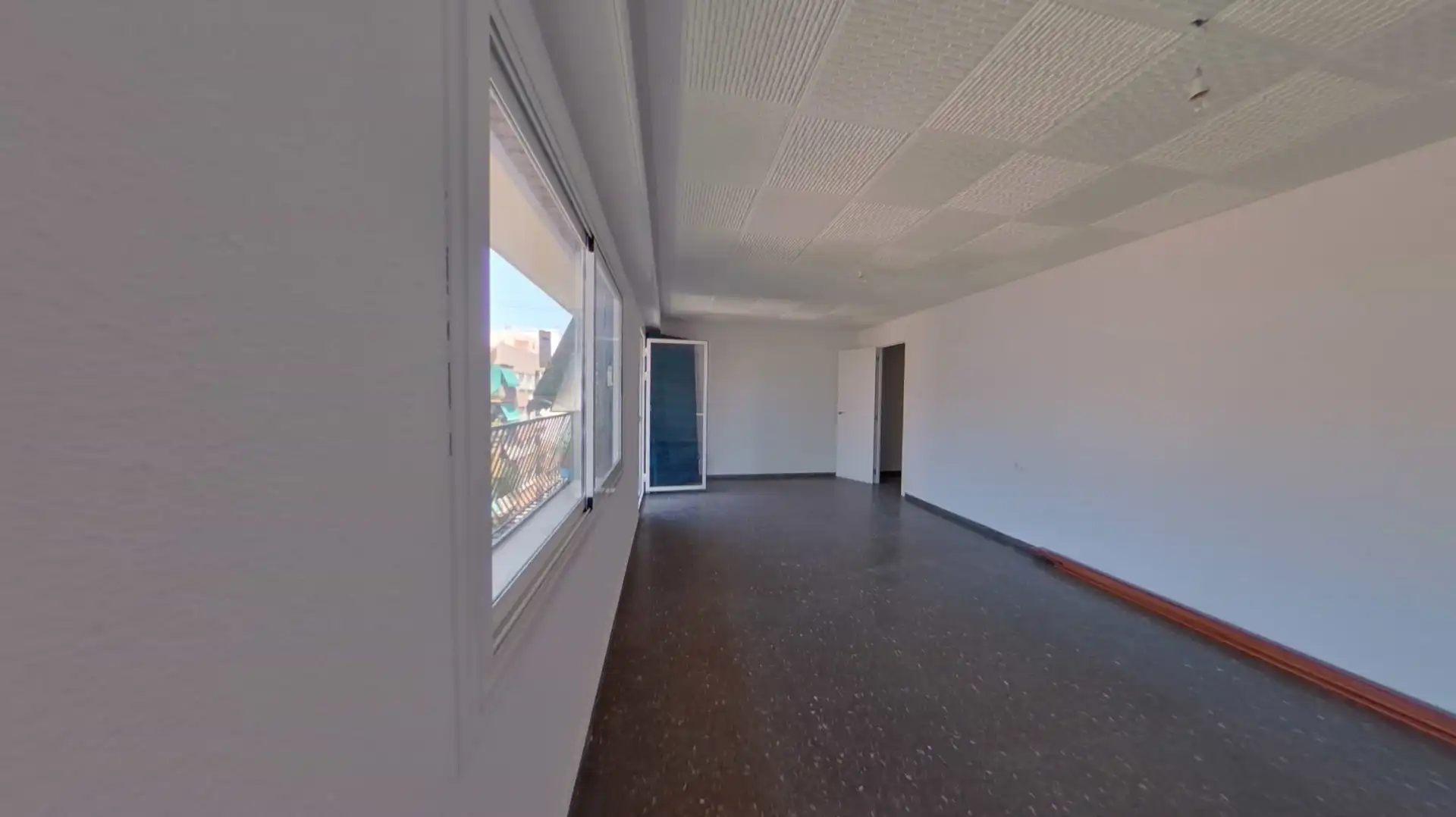 Flat for sale in Valencia  with Balcony