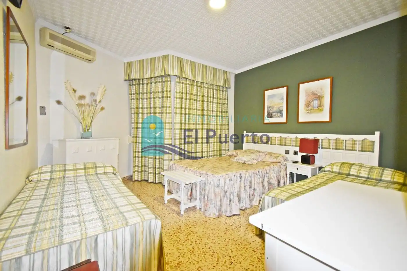Habitación de Edificio en venta en Mazarrón