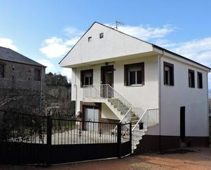 Casa o xalet en venda a Avenida de Recunco, Priaranza del Bierzo