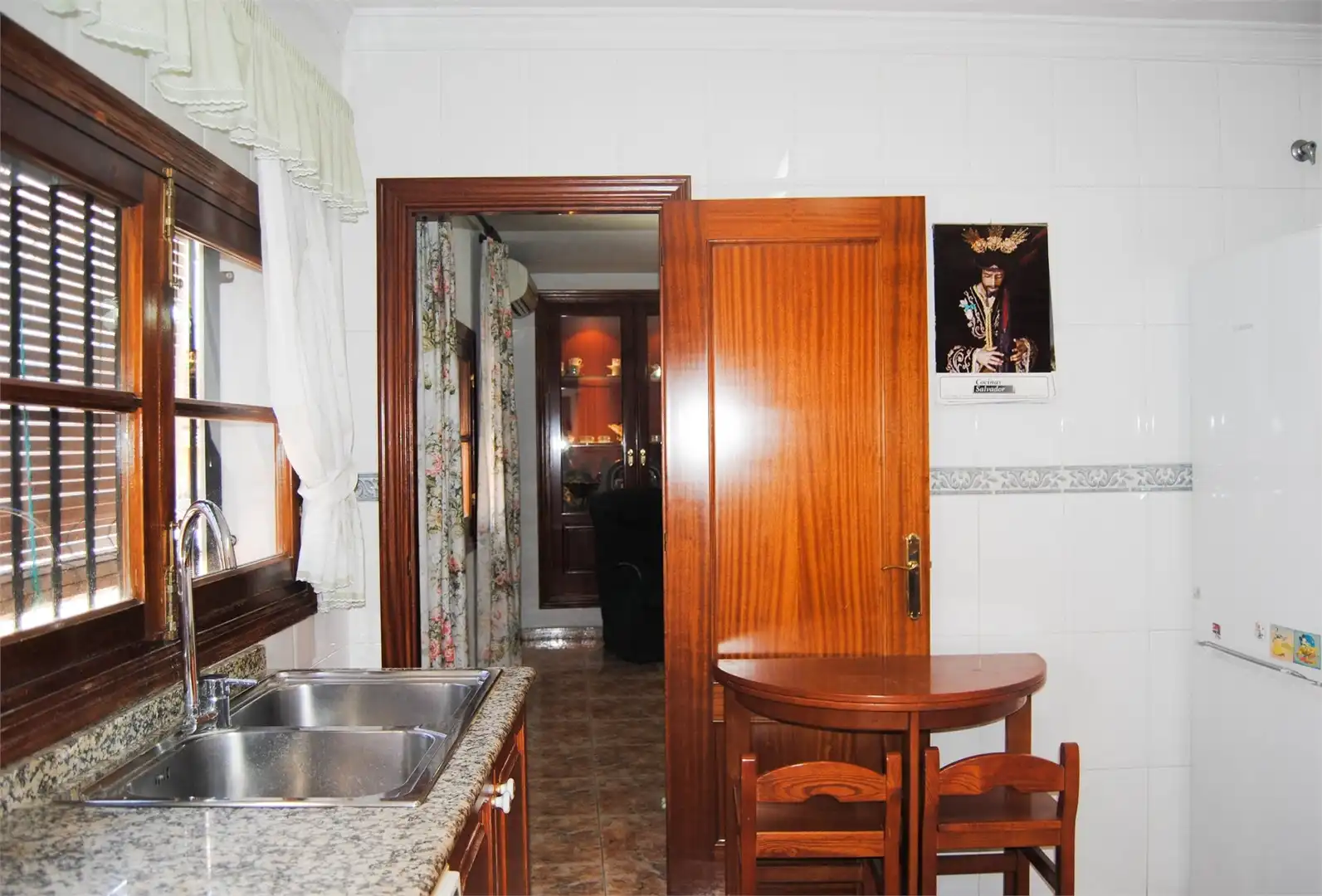 Cuina de Casa o xalet en venda en Vélez-Málaga amb Terrassa