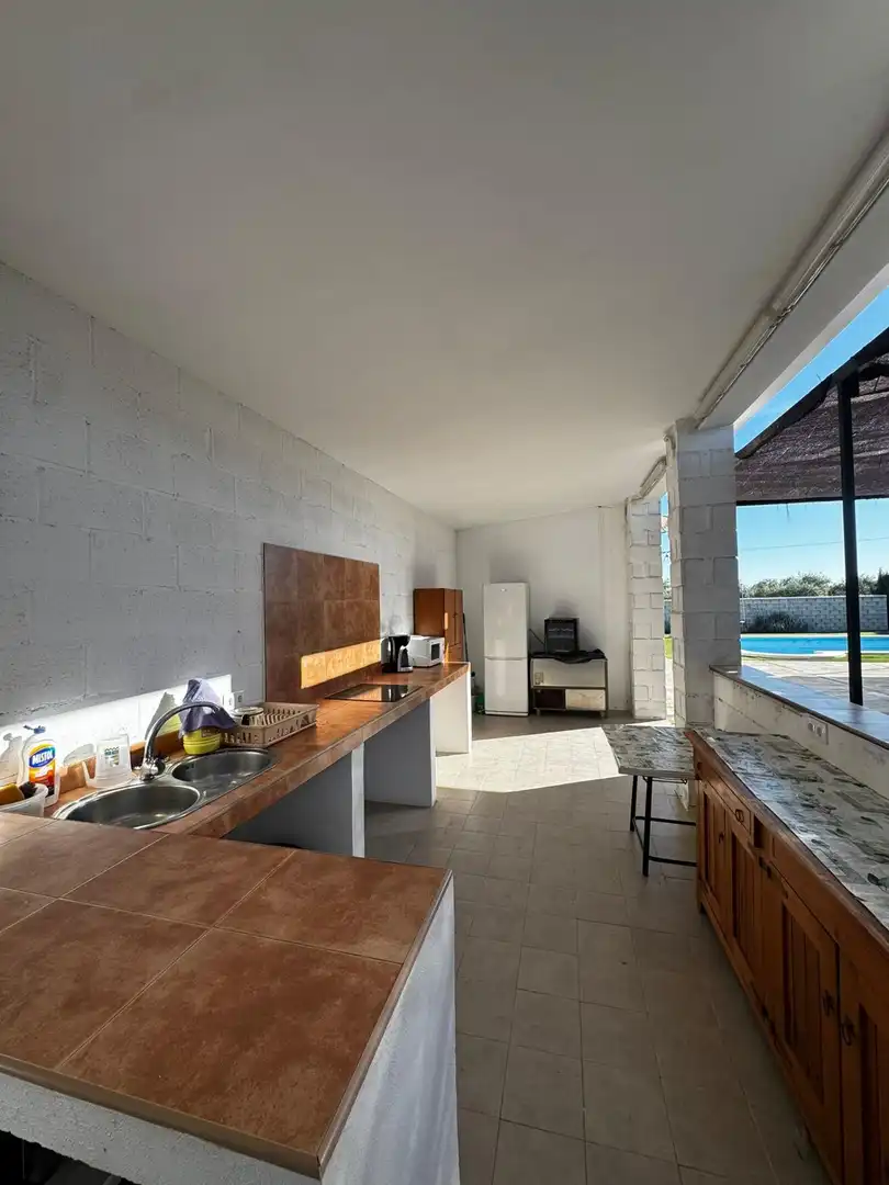 Chalet con piscina en venta en Arahal, imagen 3