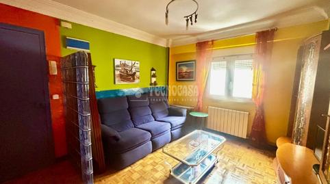 Foto 2 de Pis en venda a Muriedas, Camargo