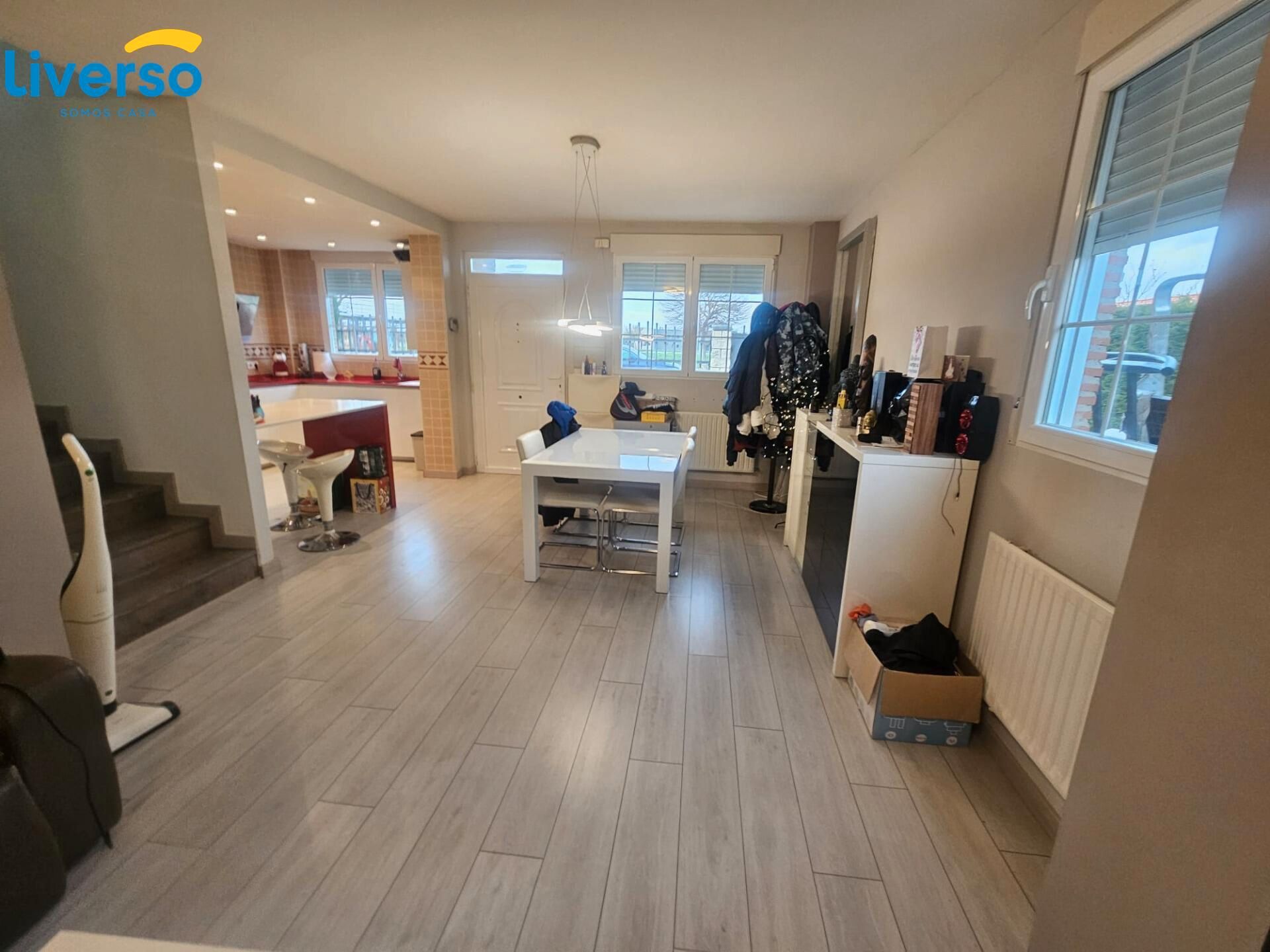 Menjador de Casa o xalet en venda en Castrillo del Val amb Parquet, Terrassa i Piscina