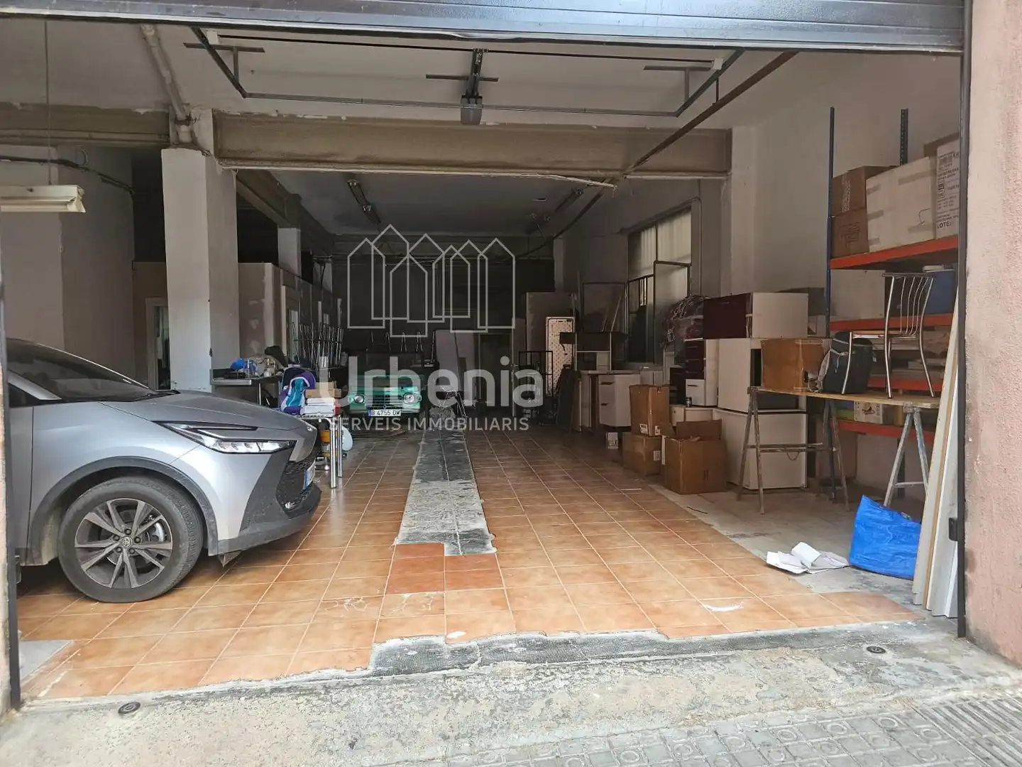 Local comercial en venda a Cerdanyola, imagen 4