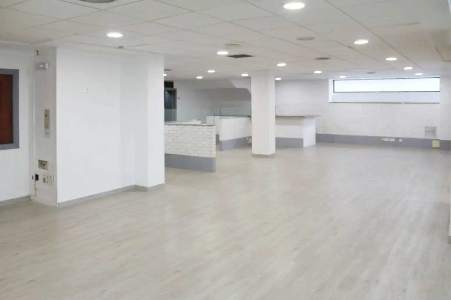 Business premises for sale in Puerto de Sagunto - Calle Vicente Andres Estelles, imagen 2