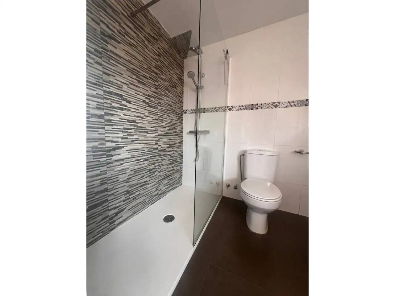 Bany de Dúplex en venda en Manresa amb Aire condicionat, Calefacció i Parquet