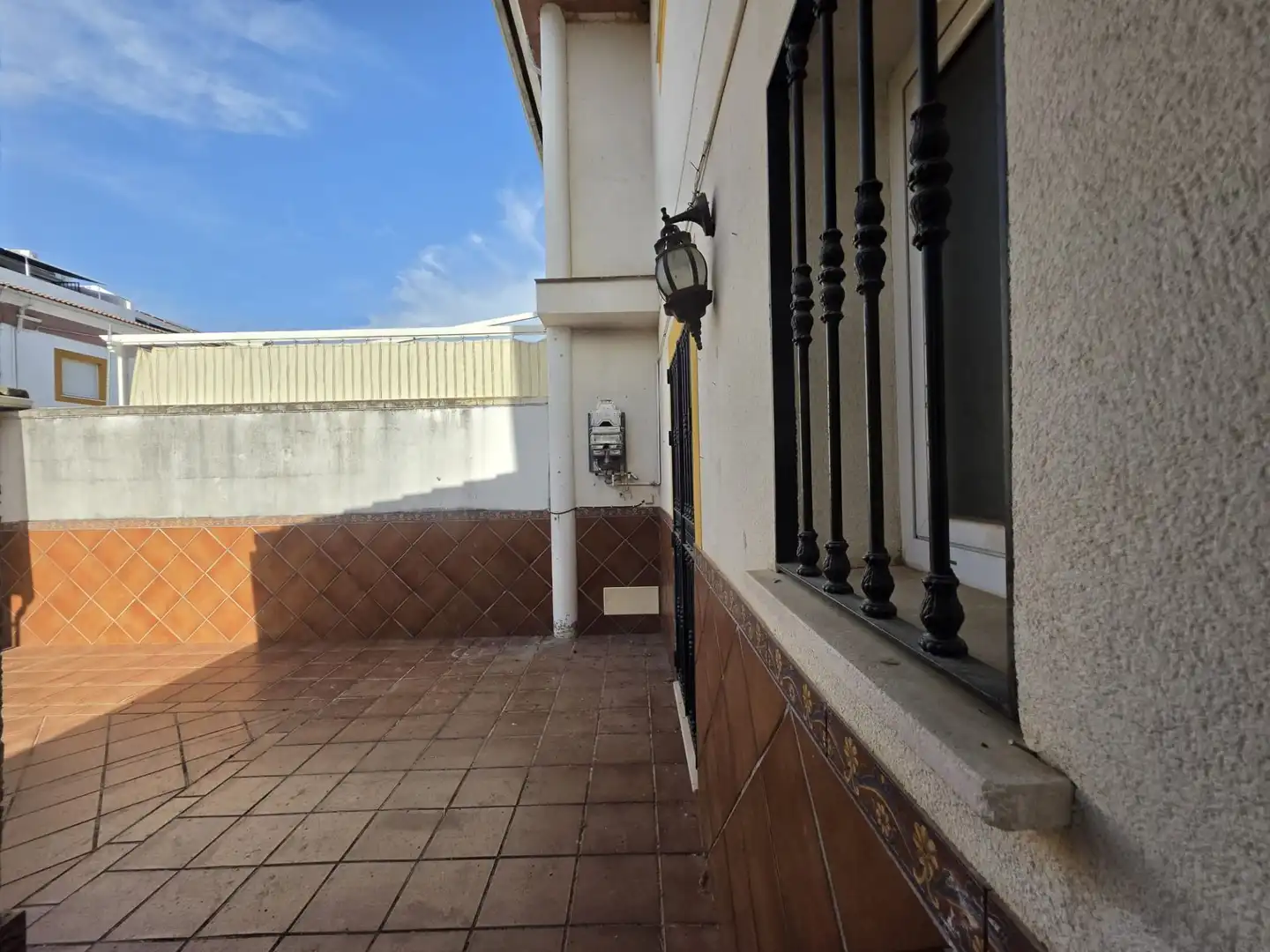 Exterior view of Houses for sale in Córdoba  with Air Conditioner