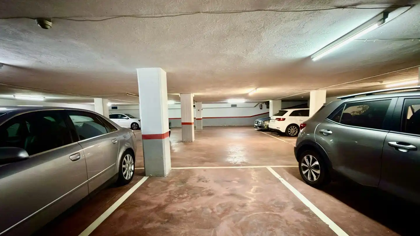 Aparcament de Garatge en venda en Ermua