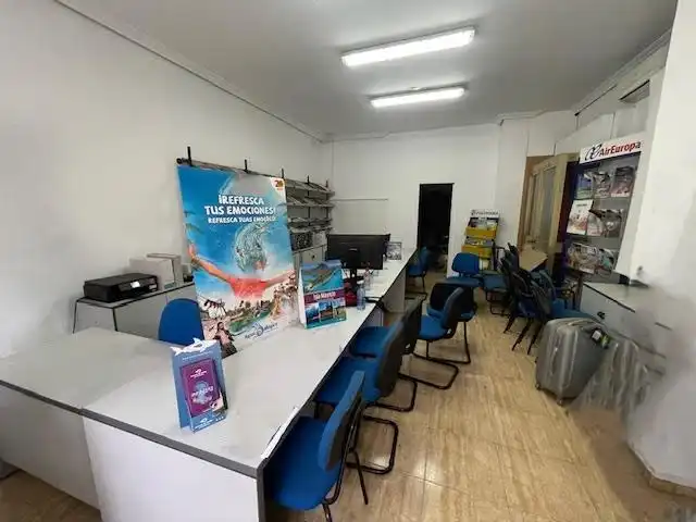 Büro zum Verkauf in San Juan de Aznalfarache mit Heizung und Möbliert